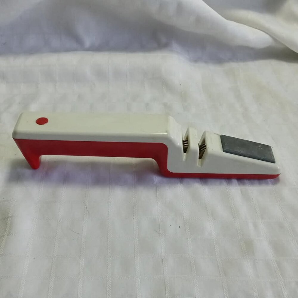 Vintage mechanical manual knife and scissors sharpener, total length 22.5 cm